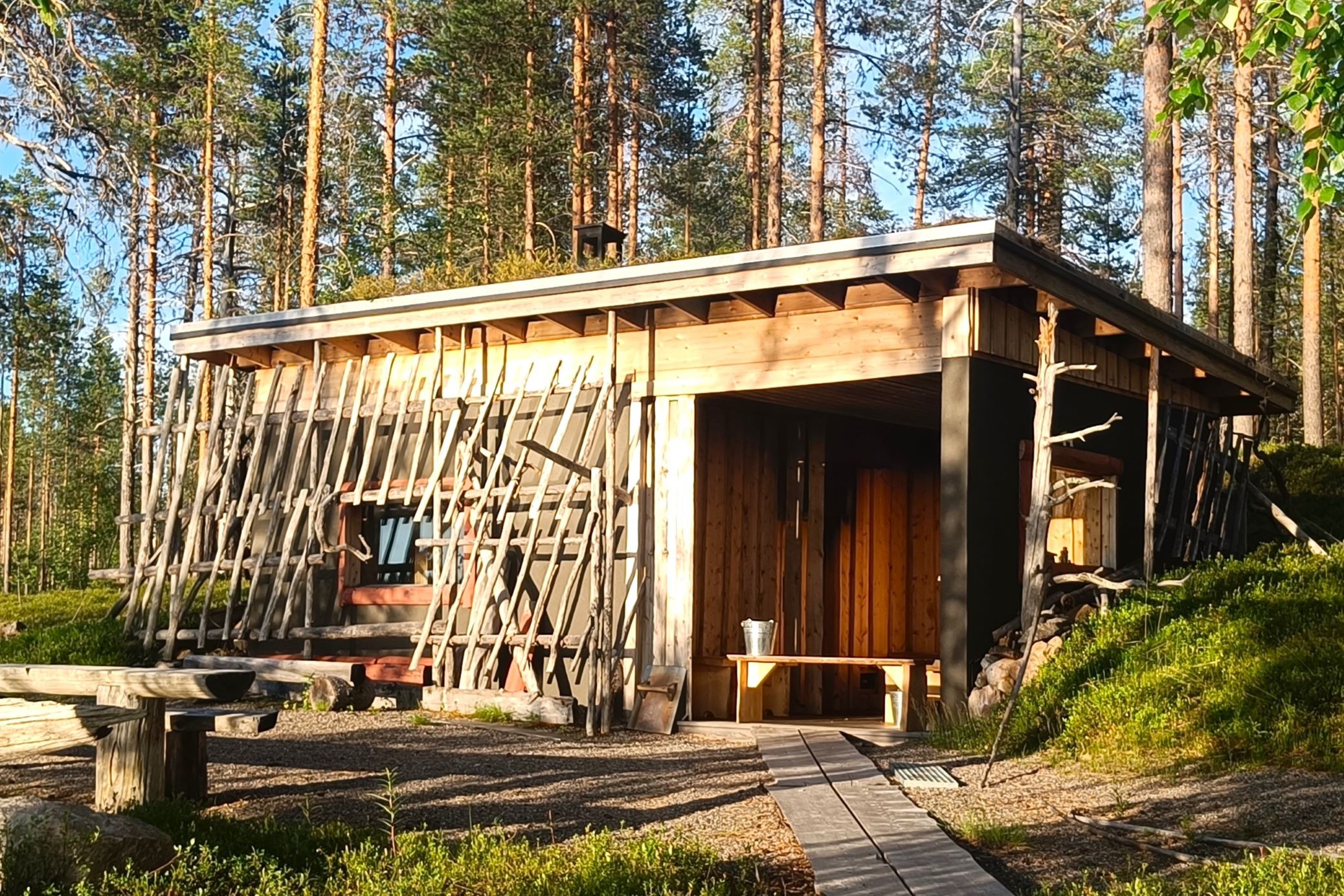 Ronola-savottakamppa-savusauna